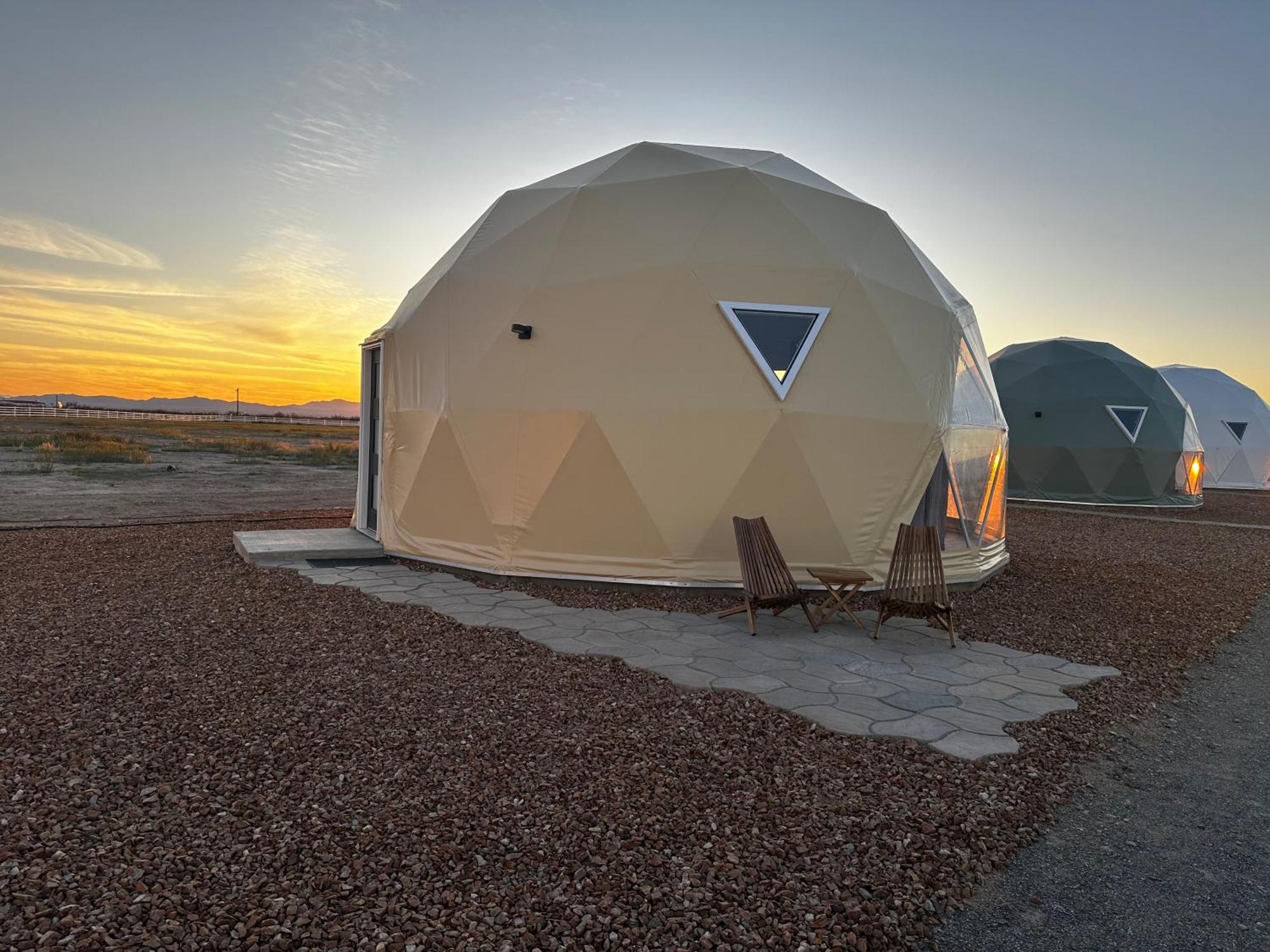 Nude Glamping Dome Villa Willcox Ngoại thất bức ảnh